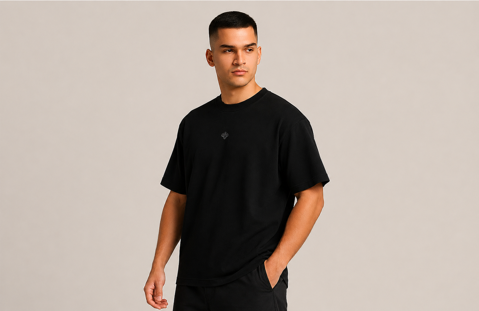 Essentials Tee 01 – detail view 1